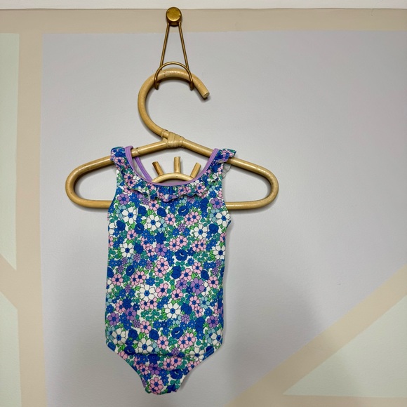 Baby Boden floral one piece - Picture 1 of 5